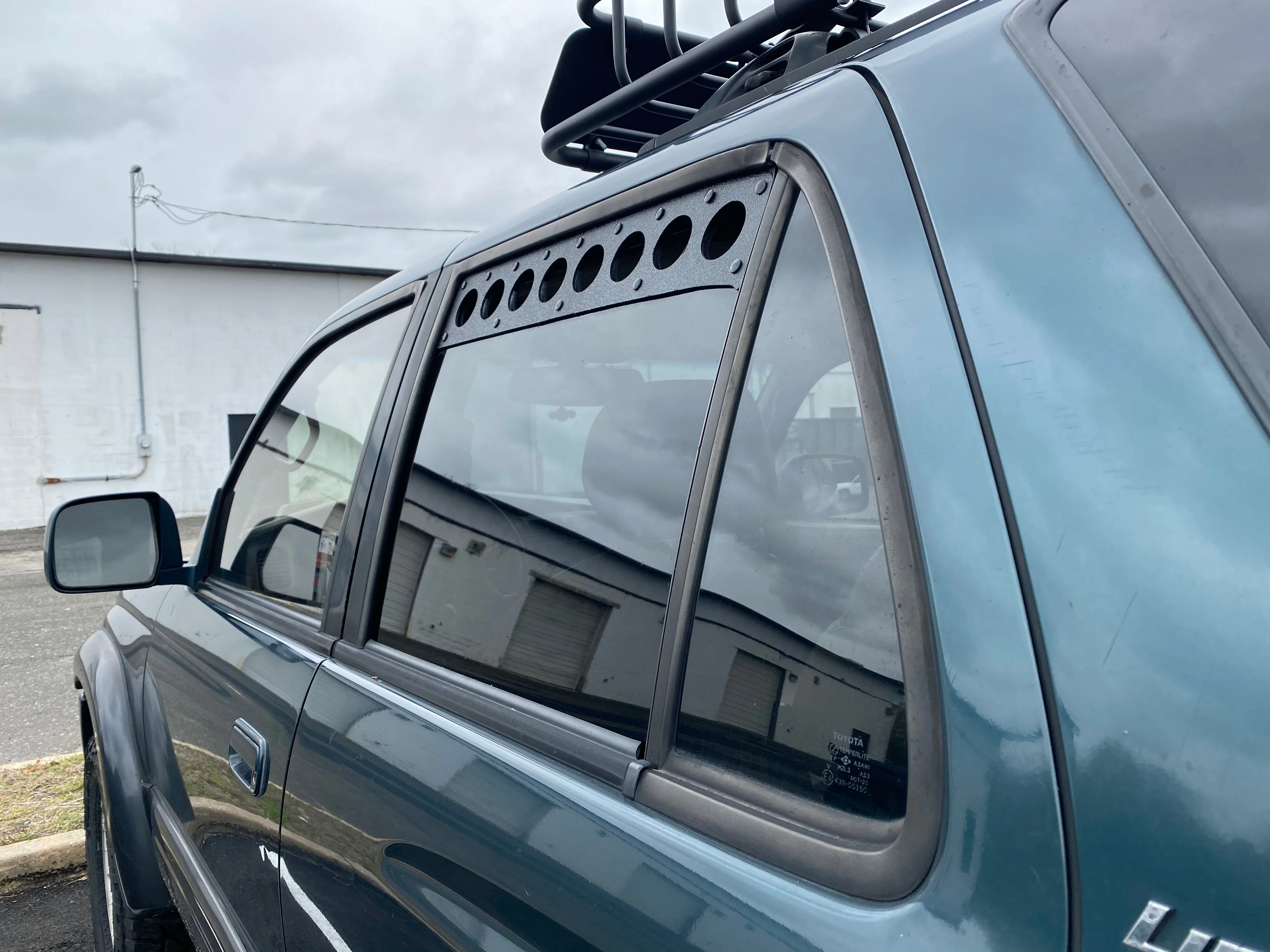 4Runner 3rd Gen Side Window Vents - Image 5