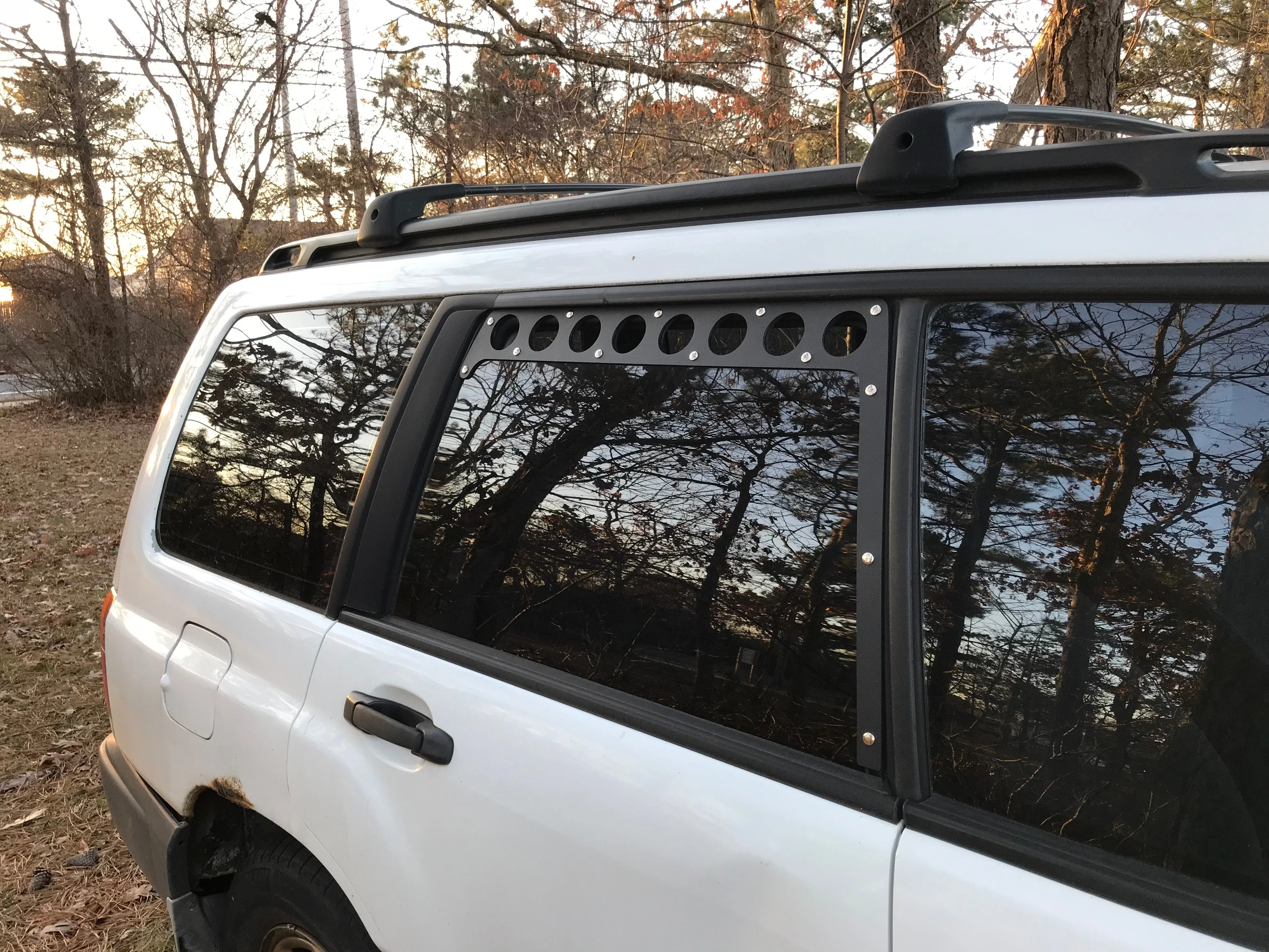 98-02 Forester Window Vents SF - Image 3
