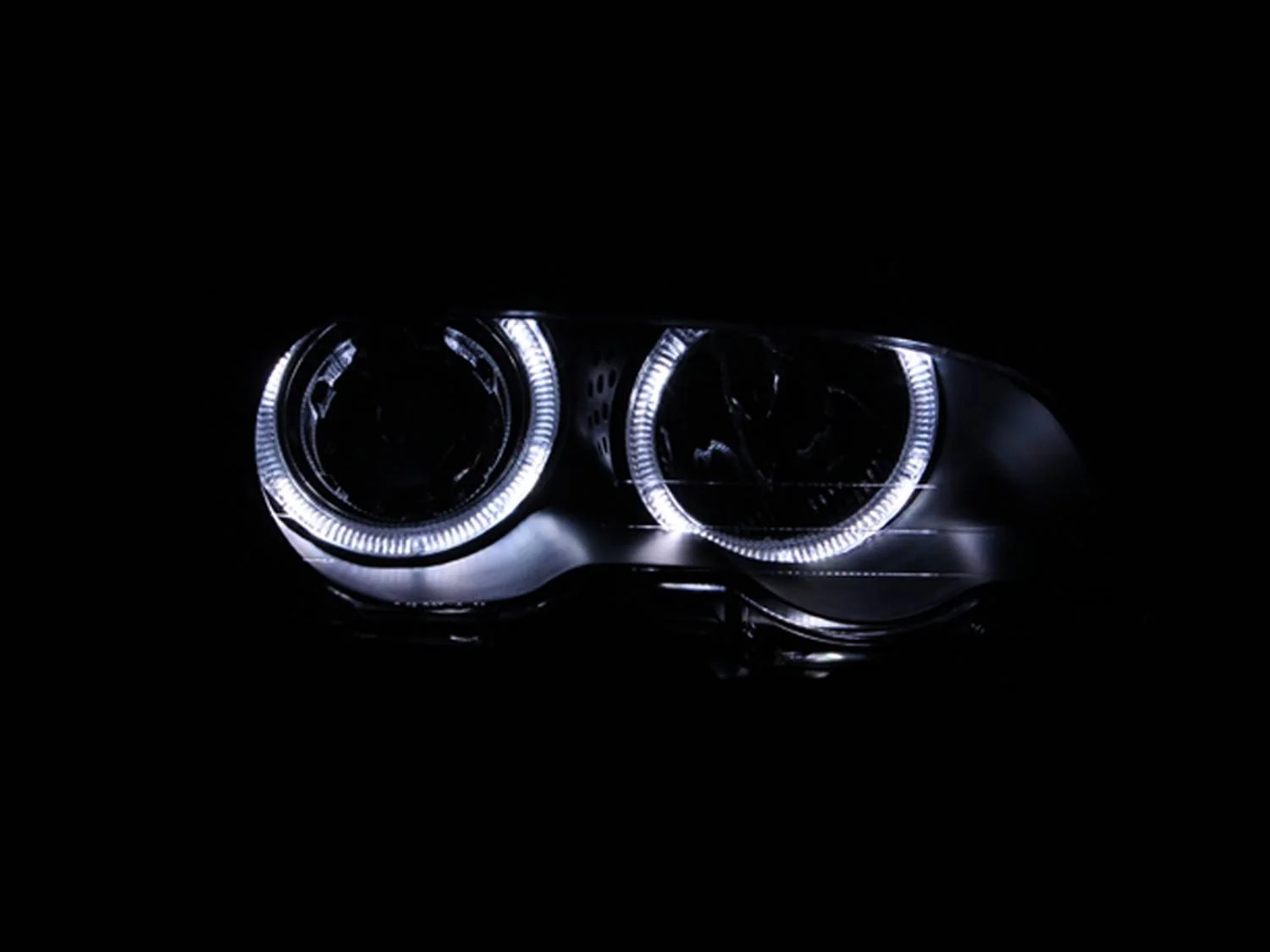 ANZO BMW E46 3-Series 2-Door Projector Headlights w/ LED Halo - Image 3