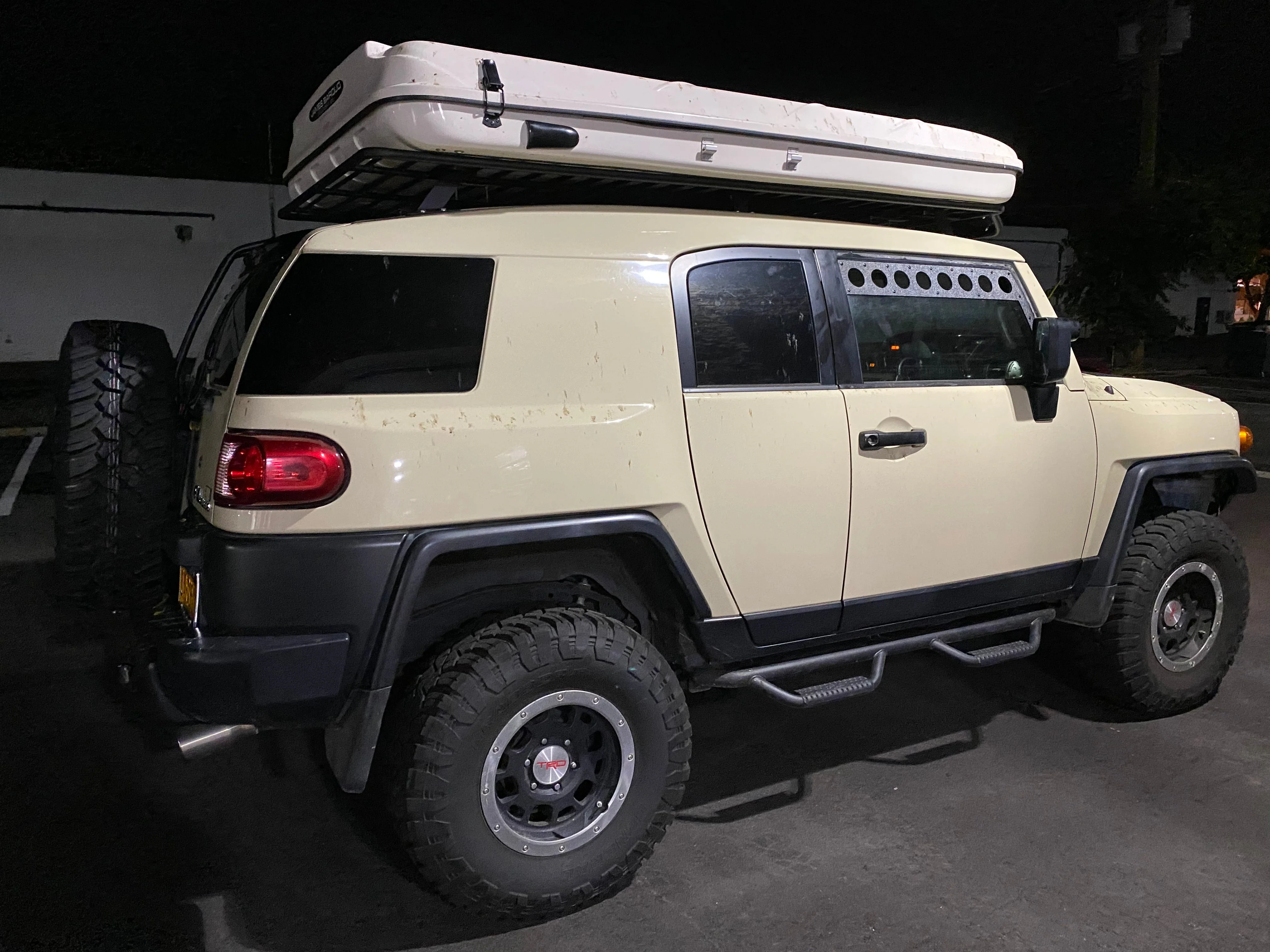 FJ Cruiser Window Vents - Image 4
