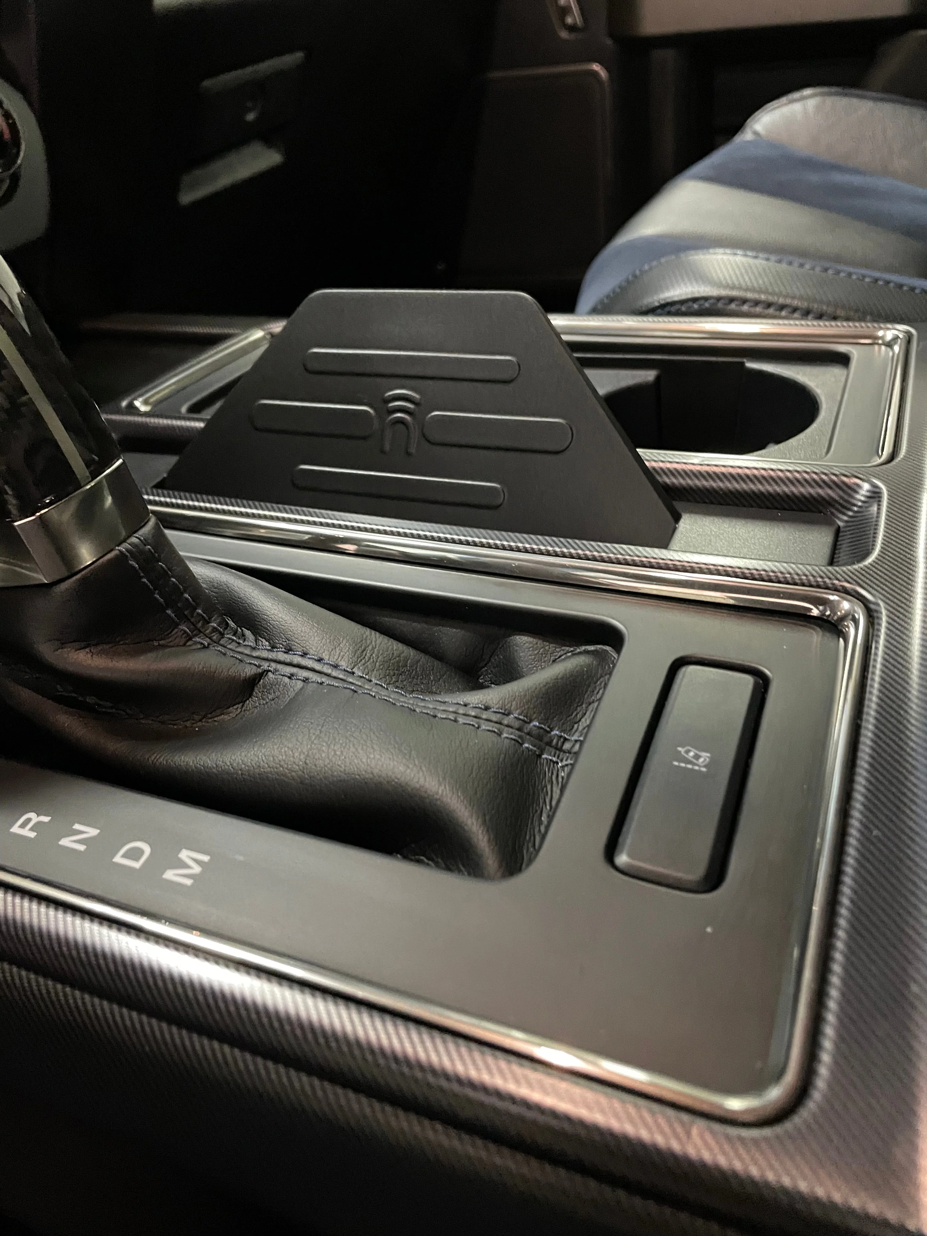Ford F-150 2015-2020 Wireless Device Charging Unit - Image 3