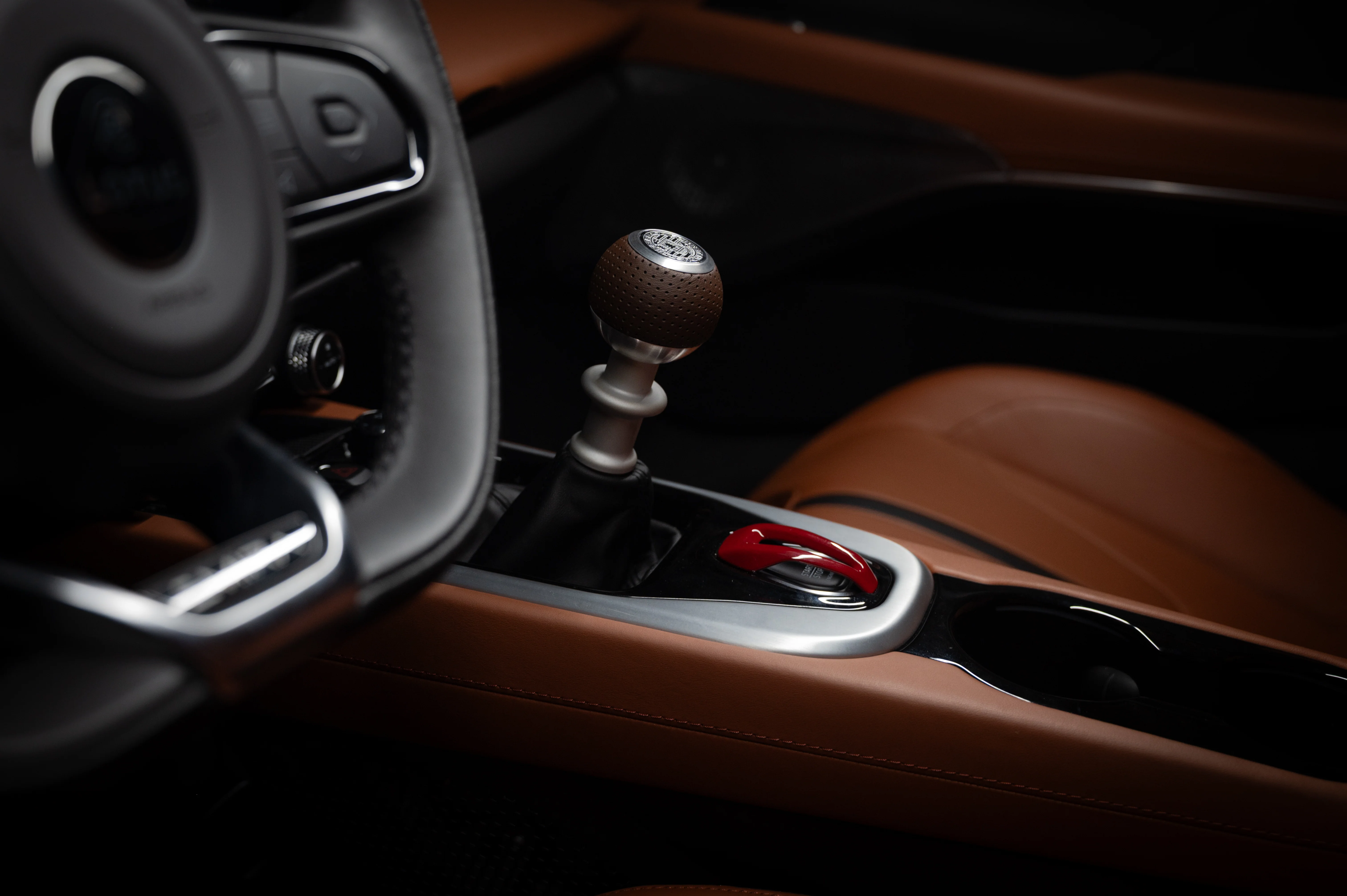 GS2 Air Leather (Lotus Emira Manual) - Image 32