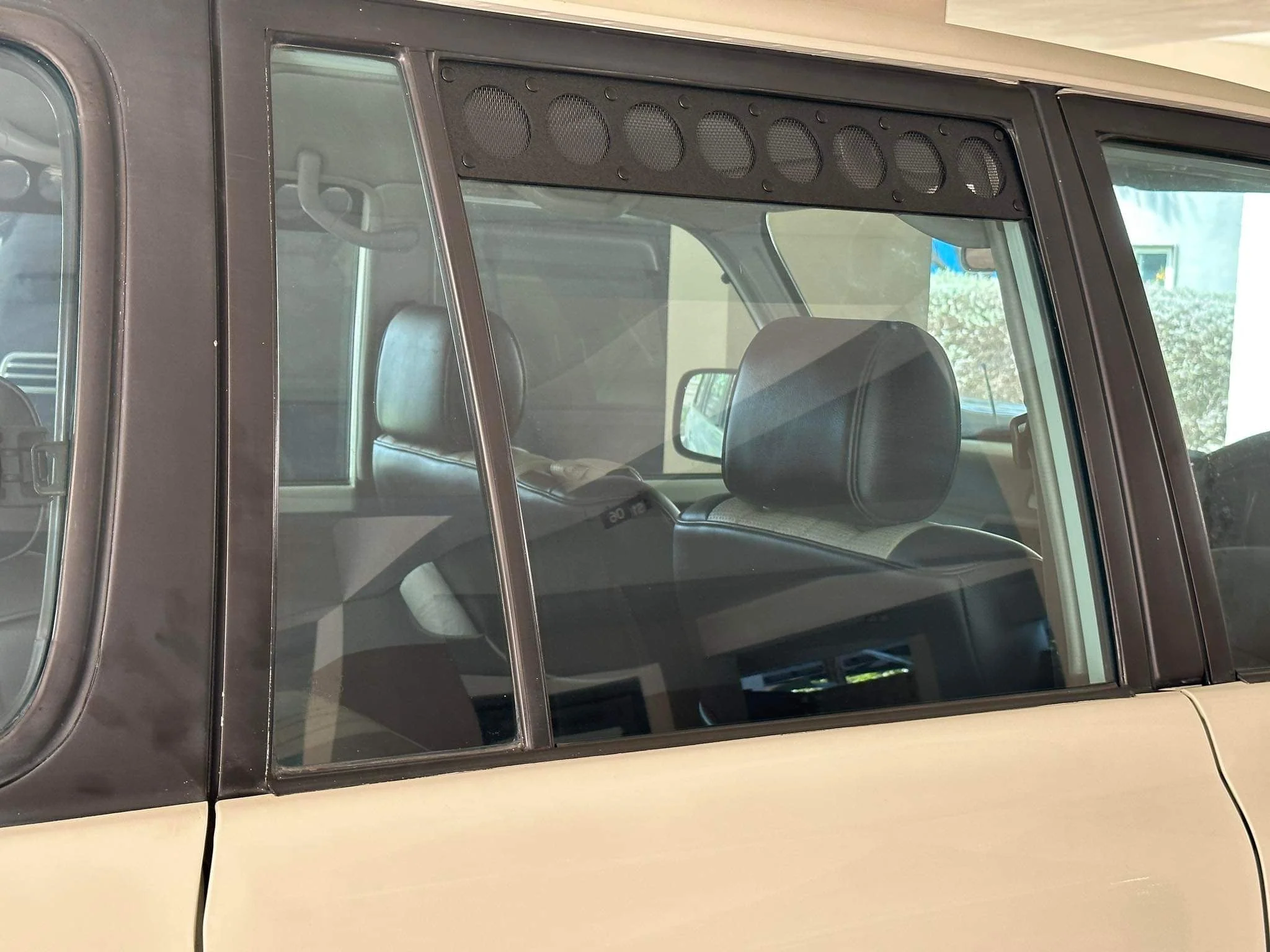 Toyota Land Cruiser 80 series Window Vents - Image 7