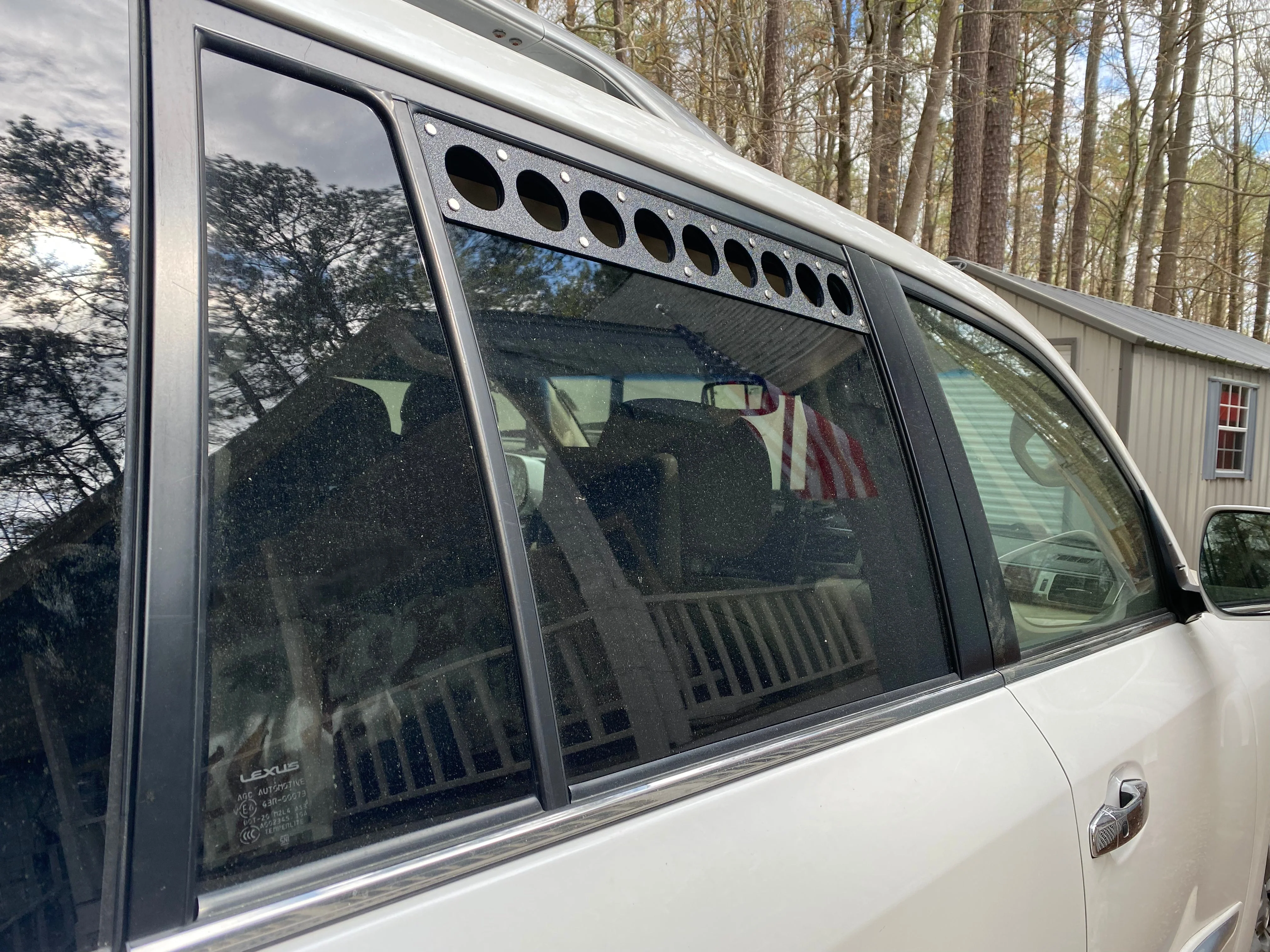 Toyota LC200/Lexus LX570 Window Vents - Image 2